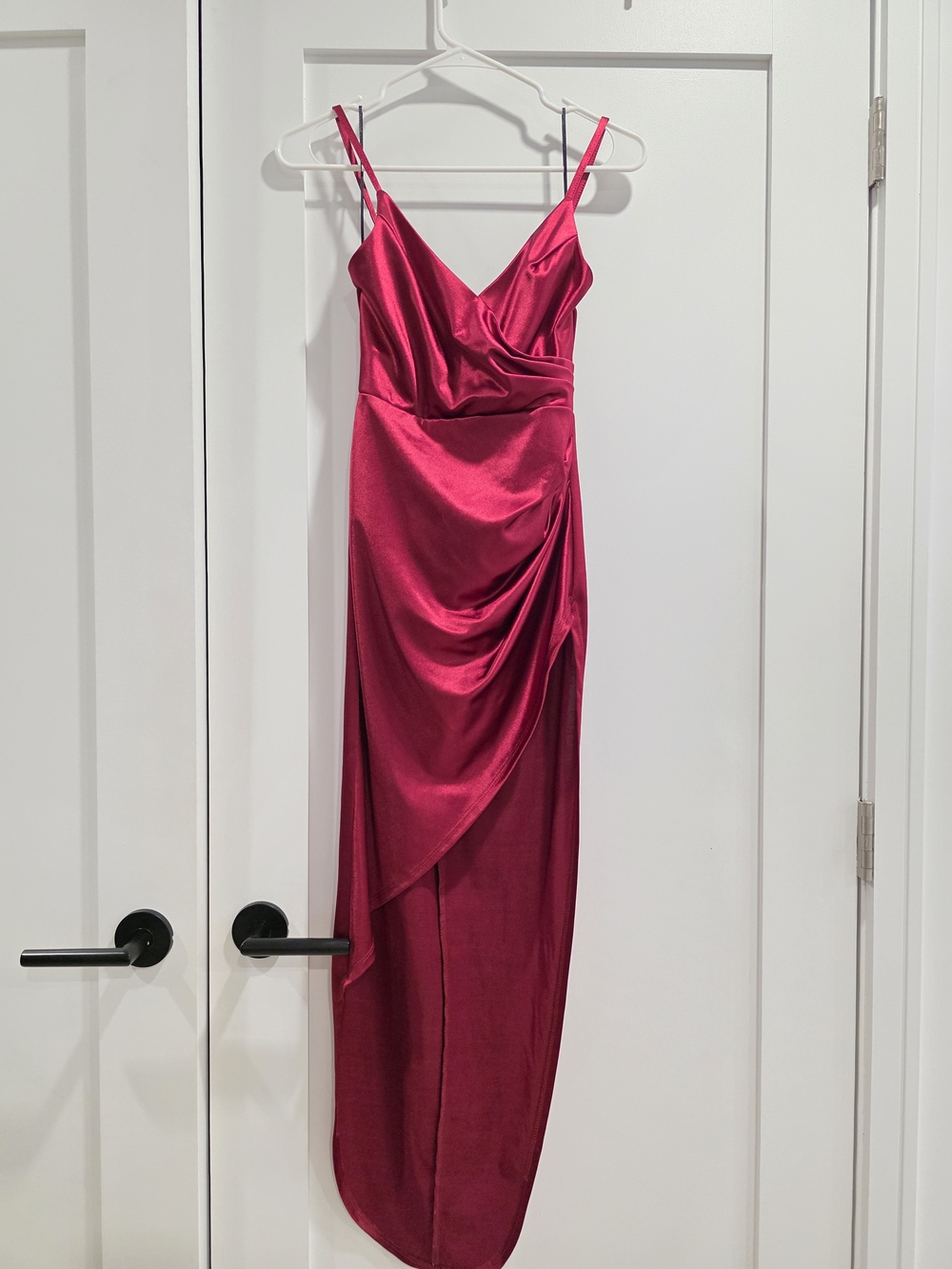 XS - Elegant Red Satin Dress with Draped Side